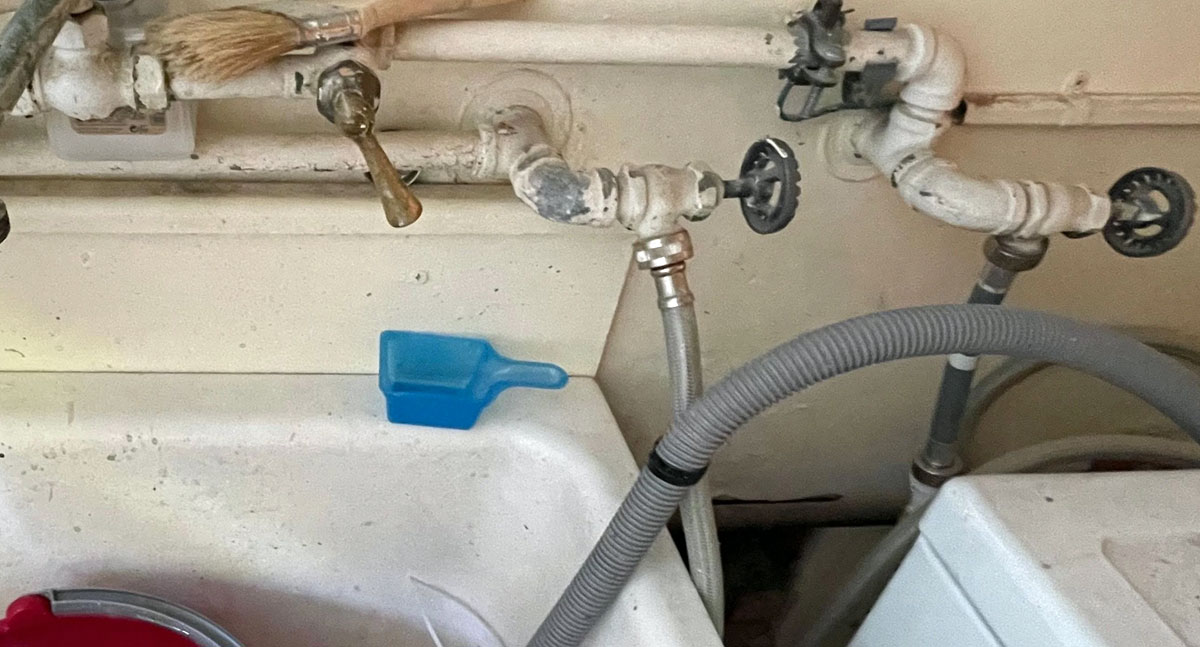 Rusty washing machine tap